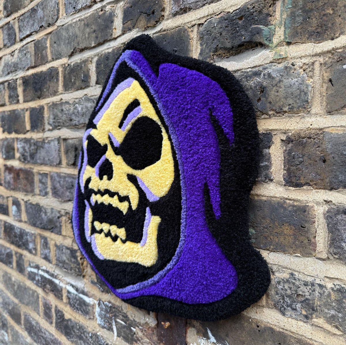 Skeletor Tufted Rug – Gothic Pop Culture Rug Handmade UK | Mint Tufts